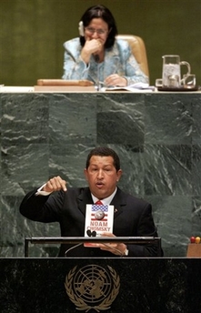 chavez_un_chomsky